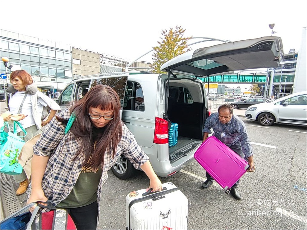 英國倫敦希斯洛機場接送，安全舒適又快速，又是賓士車耶！