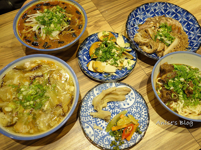 東區美食．woo姥姥麵館，最愛四川麻辣涼麵(已歇業) @愛吃鬼芸芸