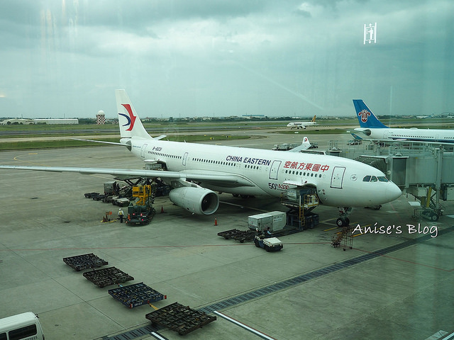 中國東方航空，咻一下就到上海！ @愛吃鬼芸芸