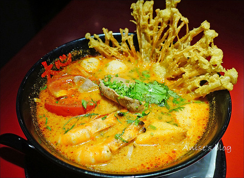 北車美食．大心新泰式麵食，北車微風重口味的選擇 @愛吃鬼芸芸