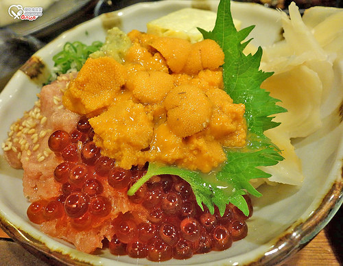 小六食堂．整顆的北海道海膽現挖海膽丼超爽！ @愛吃鬼芸芸