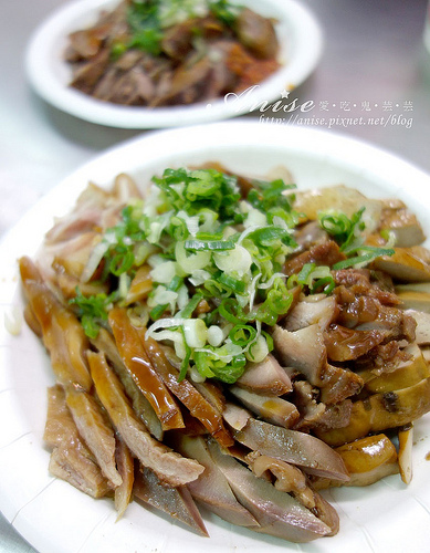 捷運永春站美食．四川特色滷味麵店(已搬回永吉路30巷) @愛吃鬼芸芸