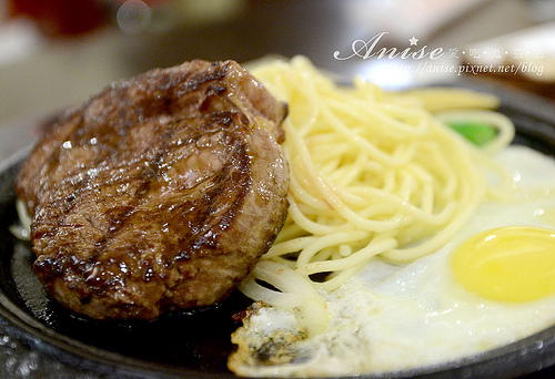 宜蘭美食．來來牛排館 @愛吃鬼芸芸