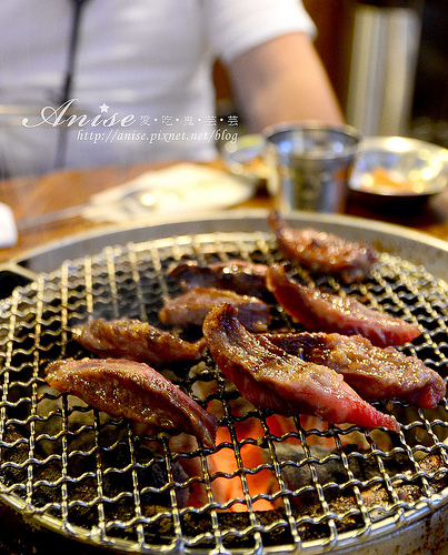 首爾美食～姜虎東屠夫(新村店) @愛吃鬼芸芸