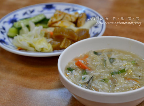 大直佳佳牛排～鹹粥、炒飯不吃虛此行！ @愛吃鬼芸芸