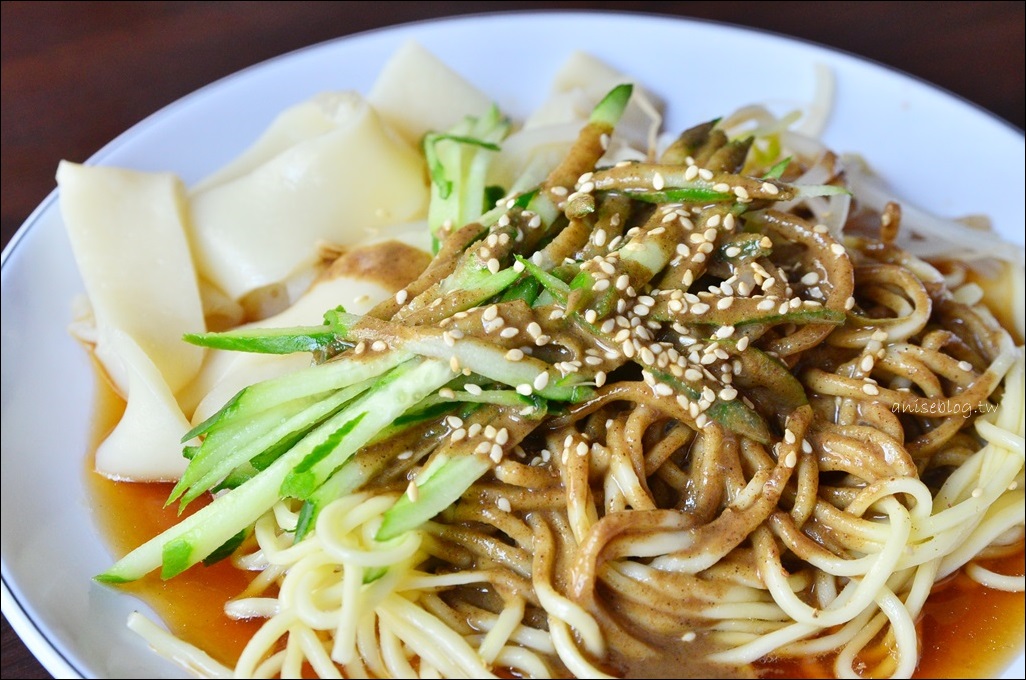 新店美食．二空新村涼麵，二空新村眷村涼麵，夏日輕食選擇(姊姊食記) @愛吃鬼芸芸