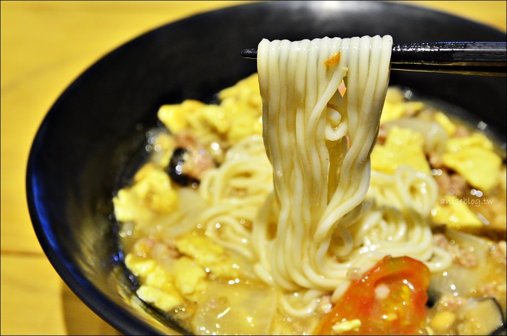 (已歇業)大安站美食．施房麵炸醬麵、哨子麵，信維市場麵食小吃(姊姊食記) @愛吃鬼芸芸