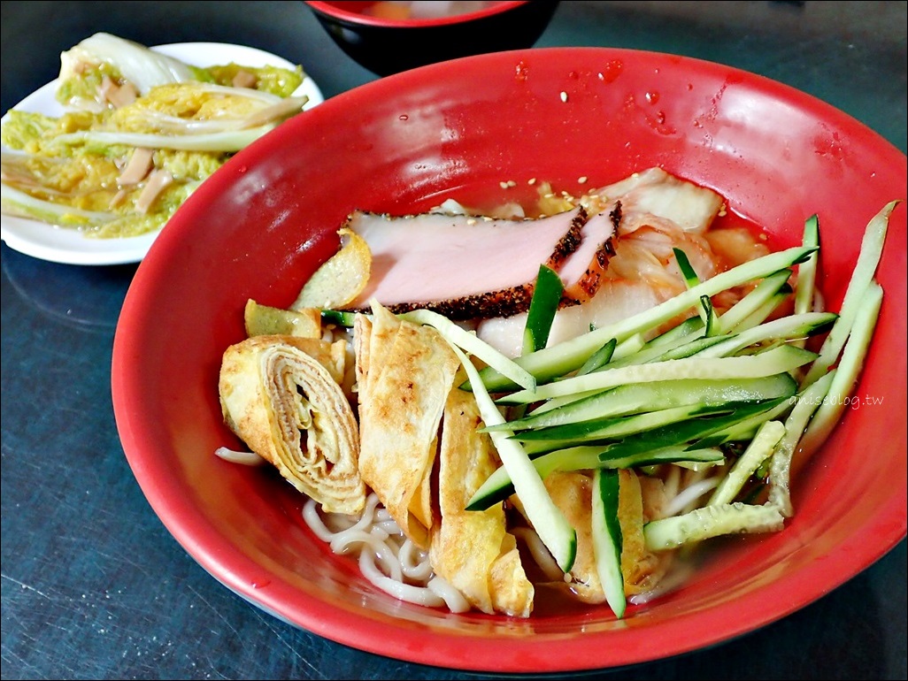 大直美食．兄弟麵館，西塔冷麵專賣，實踐大學美食 @愛吃鬼芸芸