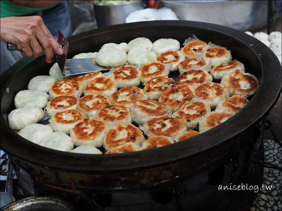 立法院三寶：麵線、雞排、水煎包，外掛台大胖妞冰店