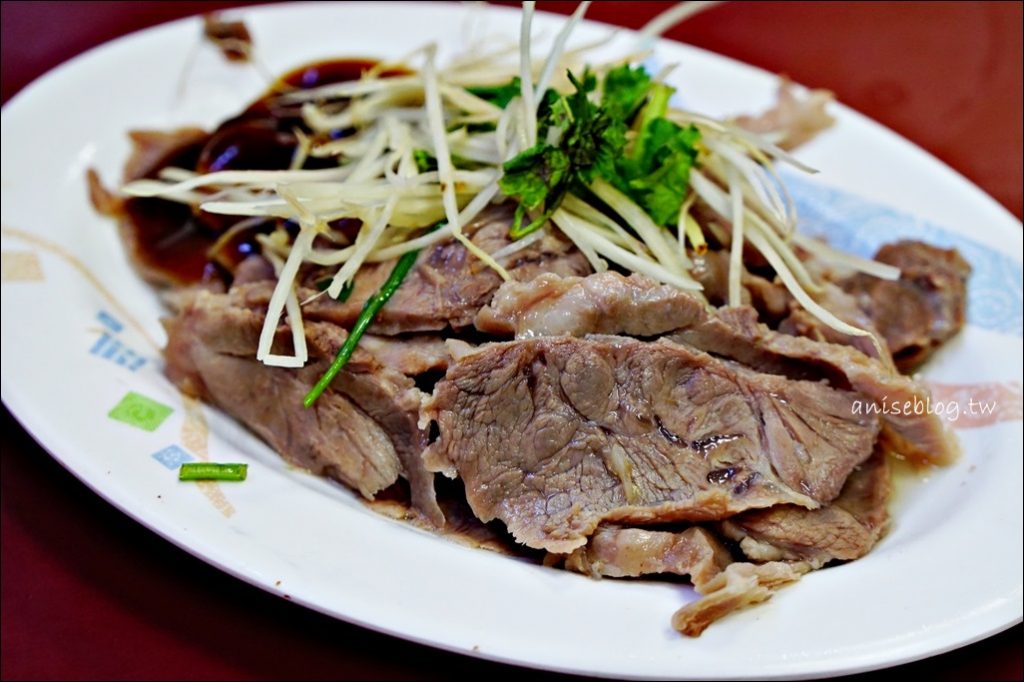 中山市場美食．吉慶飲食部-什錦麵、魯肉飯，中山紅豆湯-剉冰，菜市場古早味(姊姊食記)