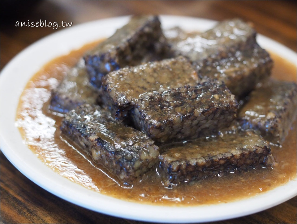 給她ㄌㄚˋ牛肉麵，號稱最難吃到牛肉麵，開店前三分鐘賣完是哪招？