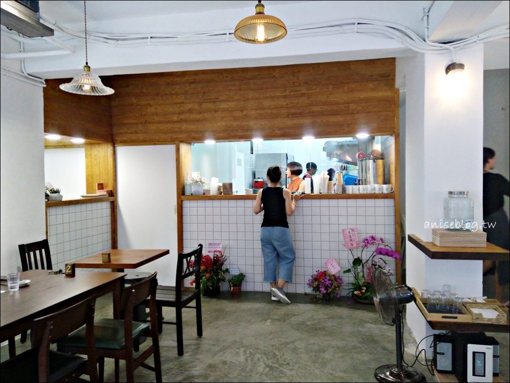 (已歇業) 軟食力Soft Power軟蛋餅，信義區文青風早餐店、台式早午餐新開幕(姊姊食記)