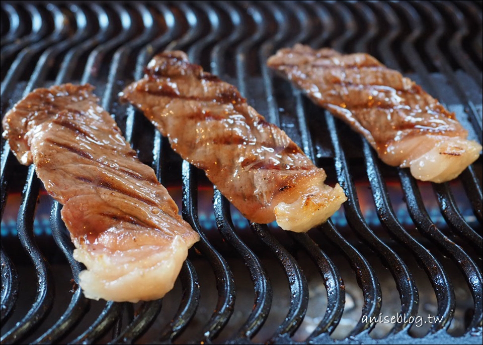 沖繩燒肉推薦．燒肉美ら，沖繩燒肉一定要吃石垣牛！(文末中文菜單)