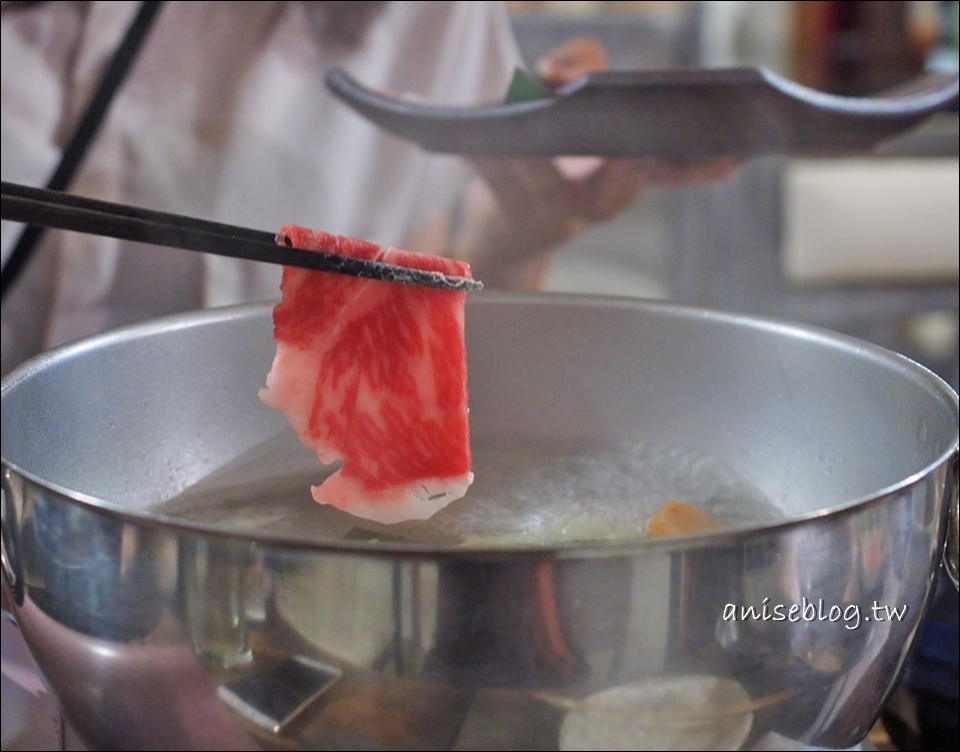 沖繩美食．あぐーの隠れ家 北谷店，超銷魂的Agu豬涮涮鍋專賣店(文末中文菜單)