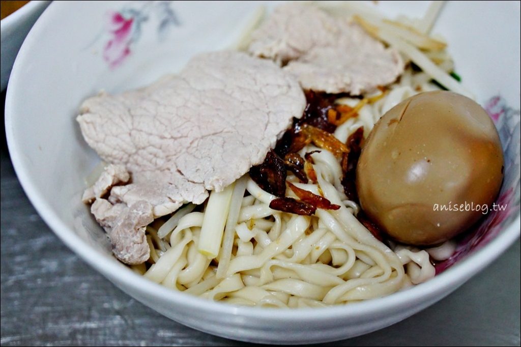 阿田麵，赤峰街古早味麵食，大同區六十年老店(姊姊食記)