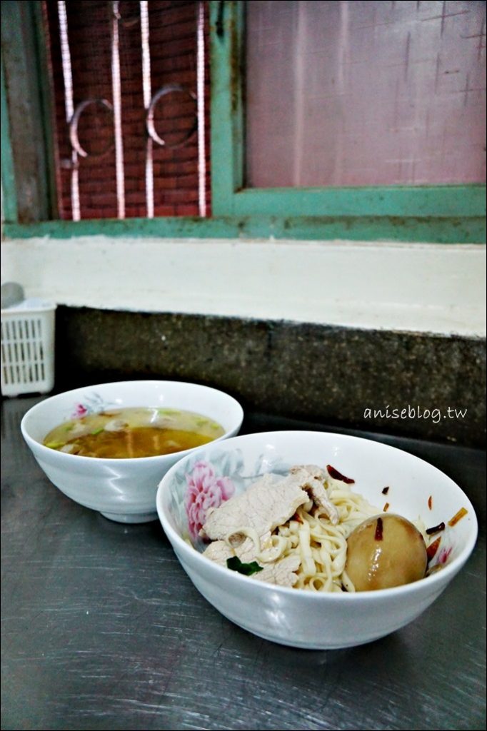 阿田麵，赤峰街古早味麵食，大同區六十年老店(姊姊食記)