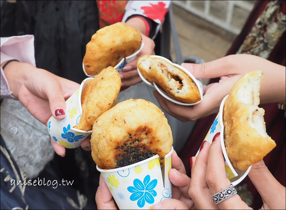 首爾美食．三清洞摩西(安國站起司年糕鍋)、三清洞甜餅