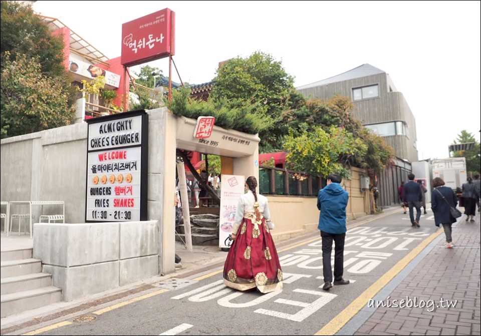 首爾美食．三清洞摩西(安國站起司年糕鍋)、三清洞甜餅