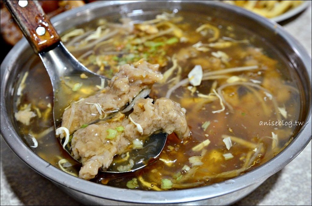 三民大飯店，隱身郊區巷弄間的美味，豬腳滷味是招牌(姊姊食記)