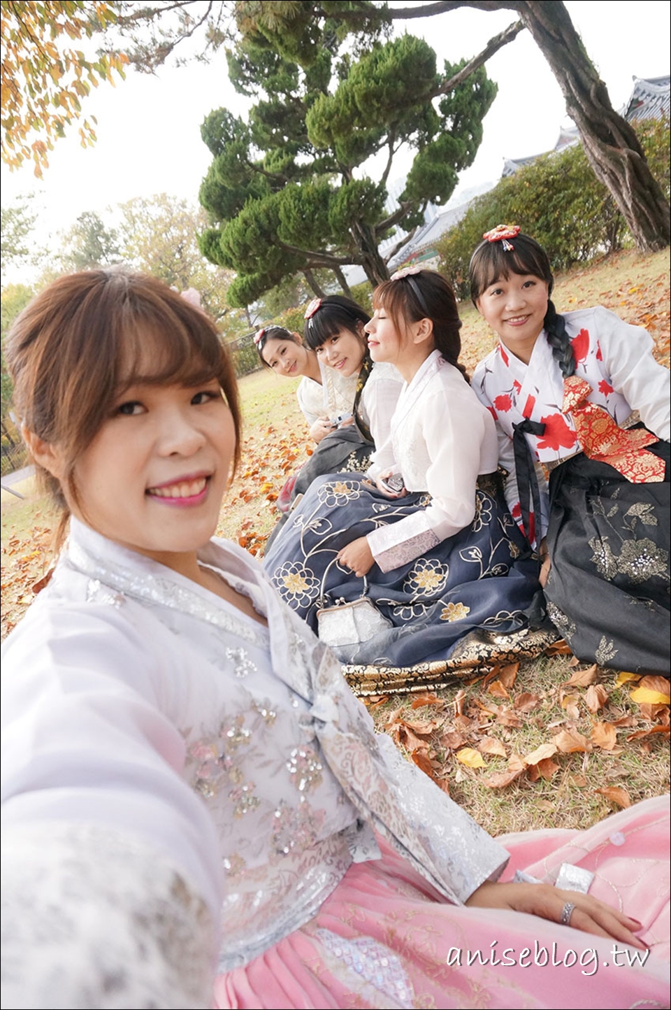 首爾韓服體驗Oneday Hanbok，與姊妹們一起穿韓服到景福宮吧！(雖然永遠走不到，笑)