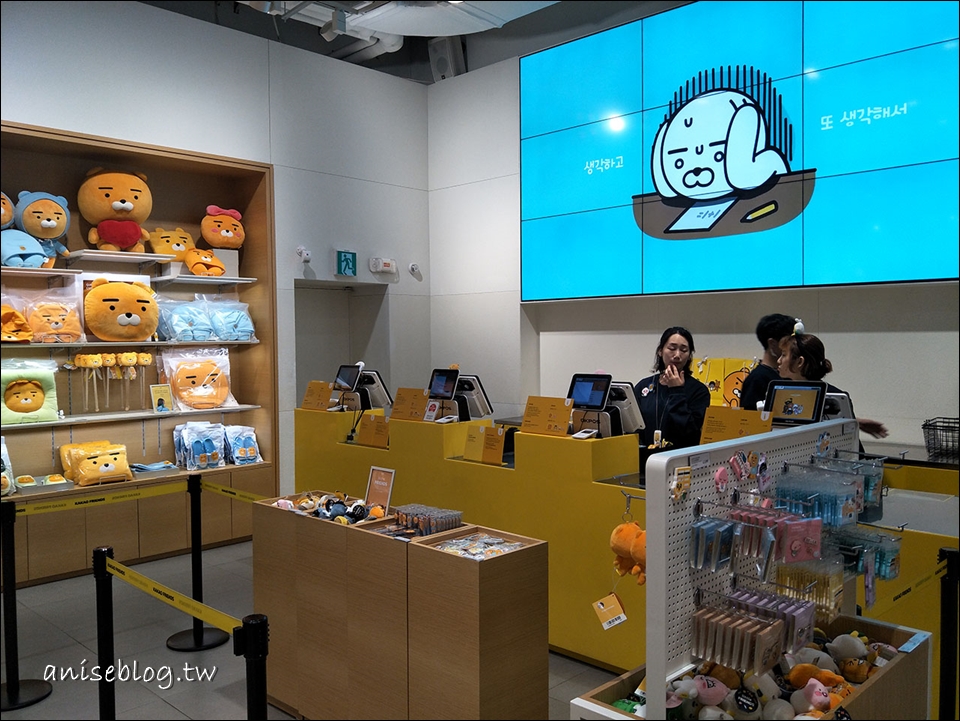 KAKAO FRIENDS STORE｜ 弘大旗艦店，首爾必逛，可愛度爆表！