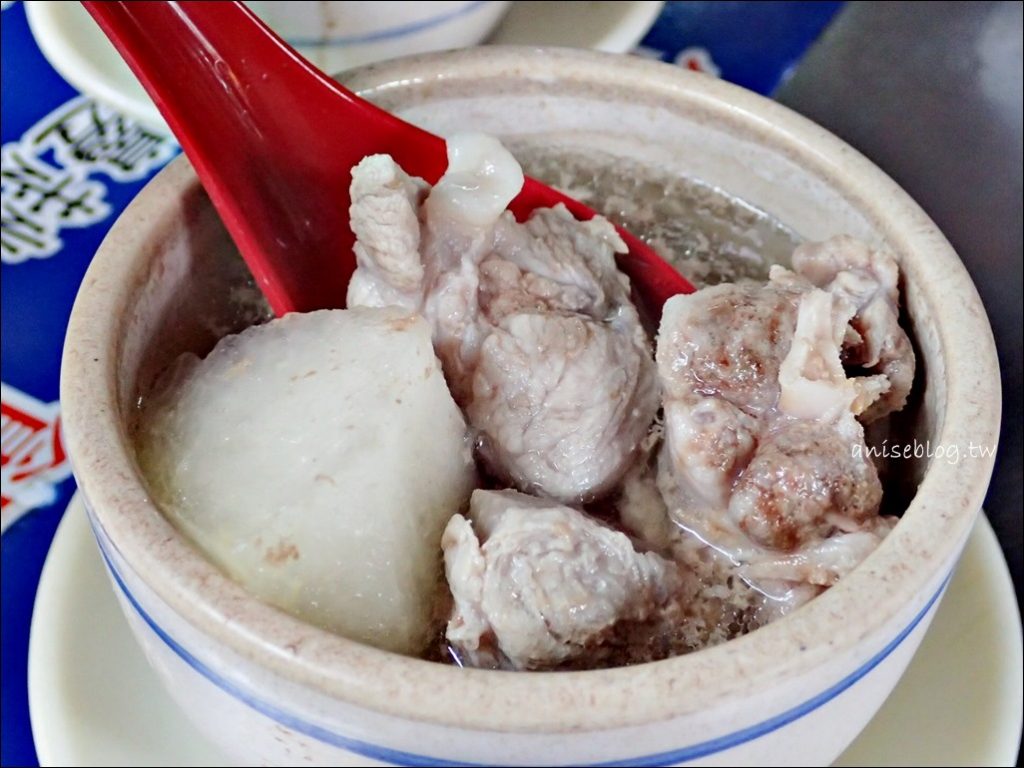 阿蘭大鼎魩仔魚炒飯、苦瓜排骨湯，大稻埕慈聖宮廟口小吃，大同區美食