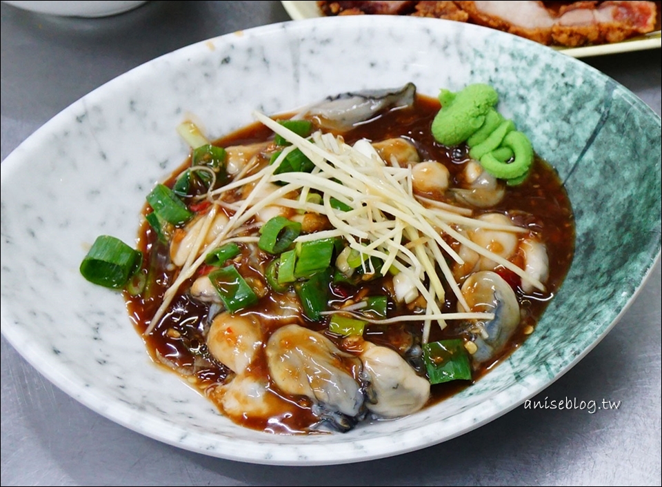 阿霞火雞肉飯，文化夜市宵夜版美食，生蚵也太威了吧！