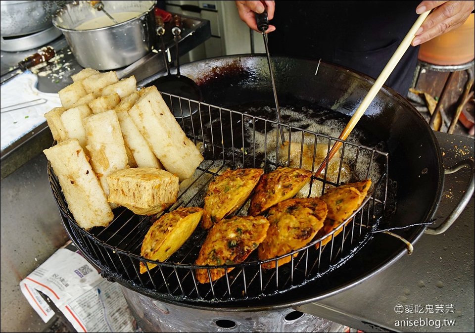 嘉義美食 | 興加臭豆腐嘉義人最愛，同場加映民族路興中街口炸粿