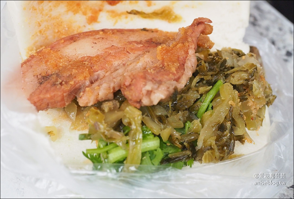 龍山寺美食 | 西園路一段302號隱藏版蚵仔麵線、阿萬油飯