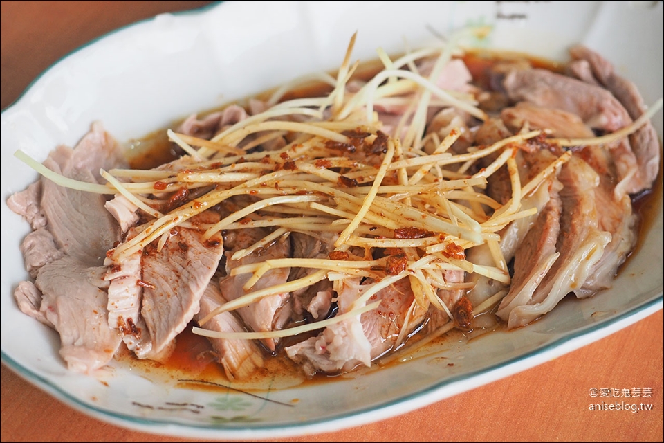 嘉義雞肉飯 | 民主火雞肉飯，在地人觀光客都愛的雞肉飯名店