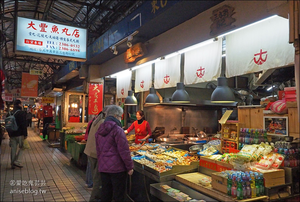 三水街紅龜伯 | 捷運龍山寺站傳統粿店 +大豐魚丸店