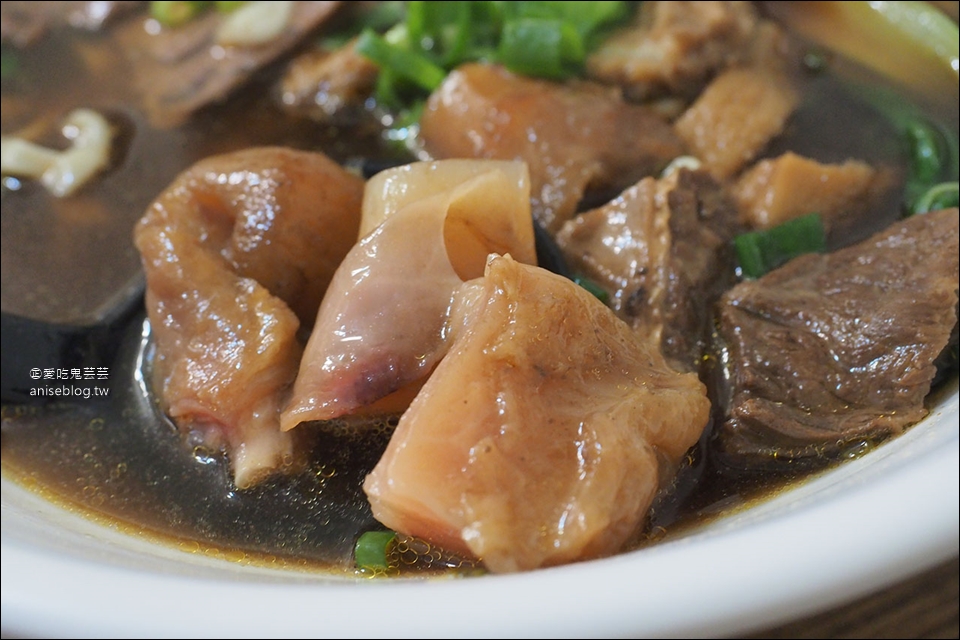 花蓮美食 | 尤大廚私房麵館、黃車炸彈蔥油餅、正宗包心粉圓