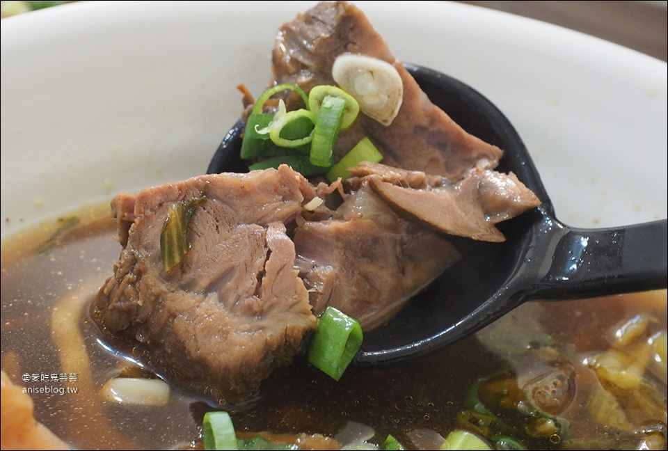 花蓮美食 | 尤大廚私房麵館、黃車炸彈蔥油餅、正宗包心粉圓