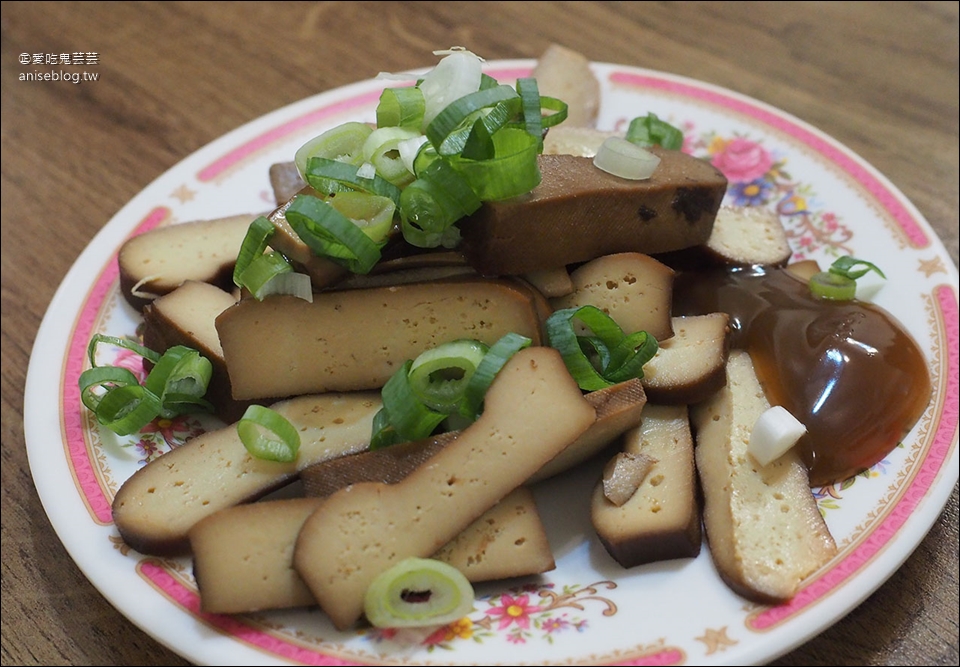 花蓮美食 | 尤大廚私房麵館、黃車炸彈蔥油餅、正宗包心粉圓