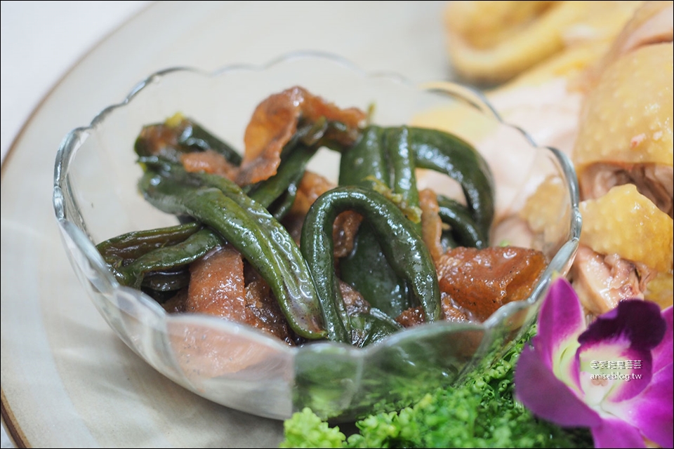 花蓮海鮮餐廳 | 美崙海鮮，在地人推薦現撈海鮮料理，牧草雞最好吃！