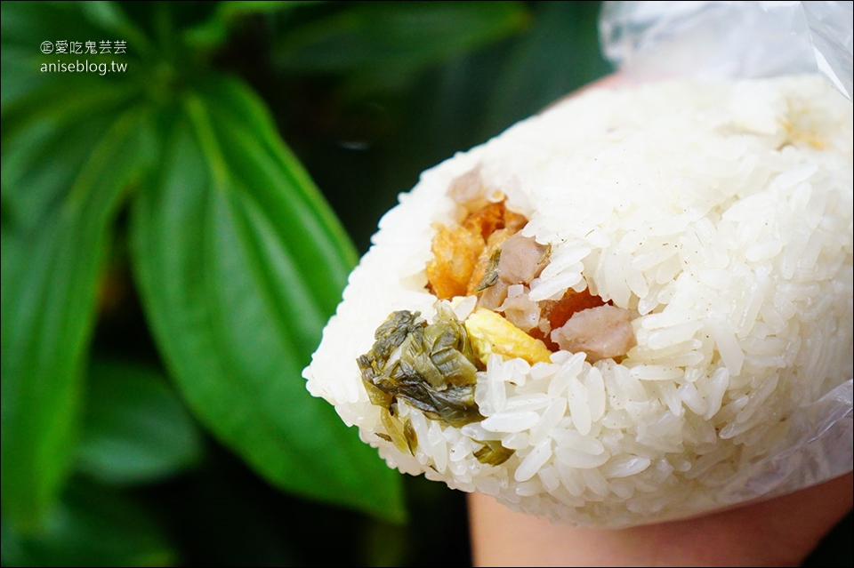 台北東區早餐 | 上順興香Q飯糰，隱藏版蔥油餅飯糰內餡超好吃！