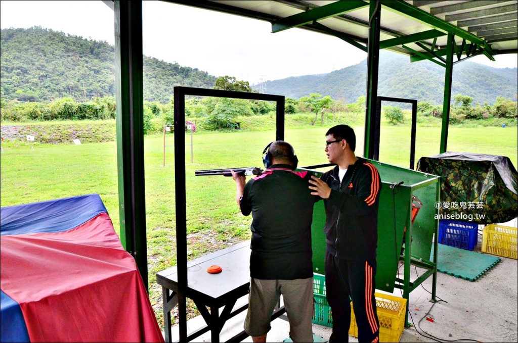 四方林靶場飛靶射擊體驗，你也可以是神槍手，宜蘭大同休閒旅遊景點(姊姊遊記)