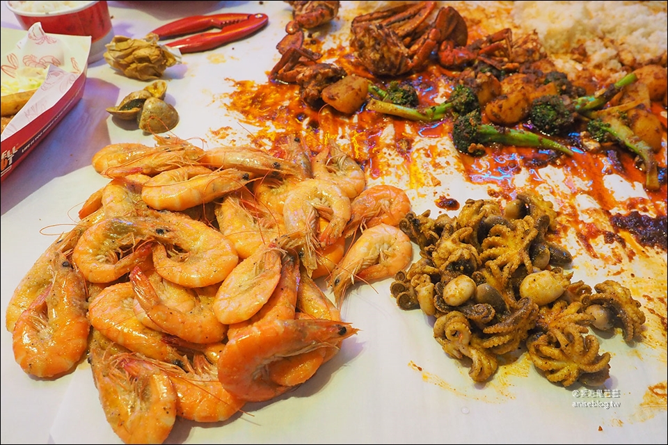 SHELLOUT 馬來西亞超夯手抓海鮮登台，用手豪邁的抓海鮮吃吧！😍 (文末菜單)