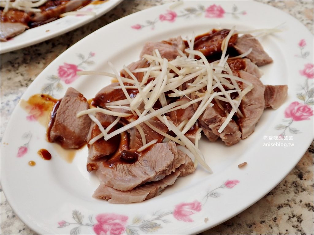 勇伯米苔目黑白切，華西街老店古早味早餐，萬華區美食(姊姊食記)