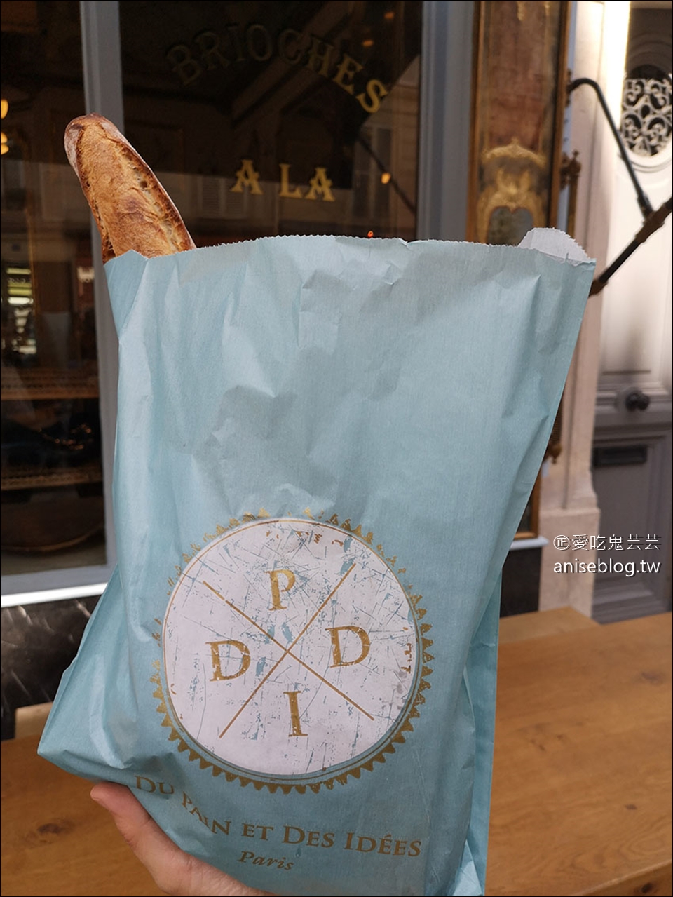 巴黎第一名麵包店 | Du Pain et des Idées ，開心果蝸牛麵包必吃！