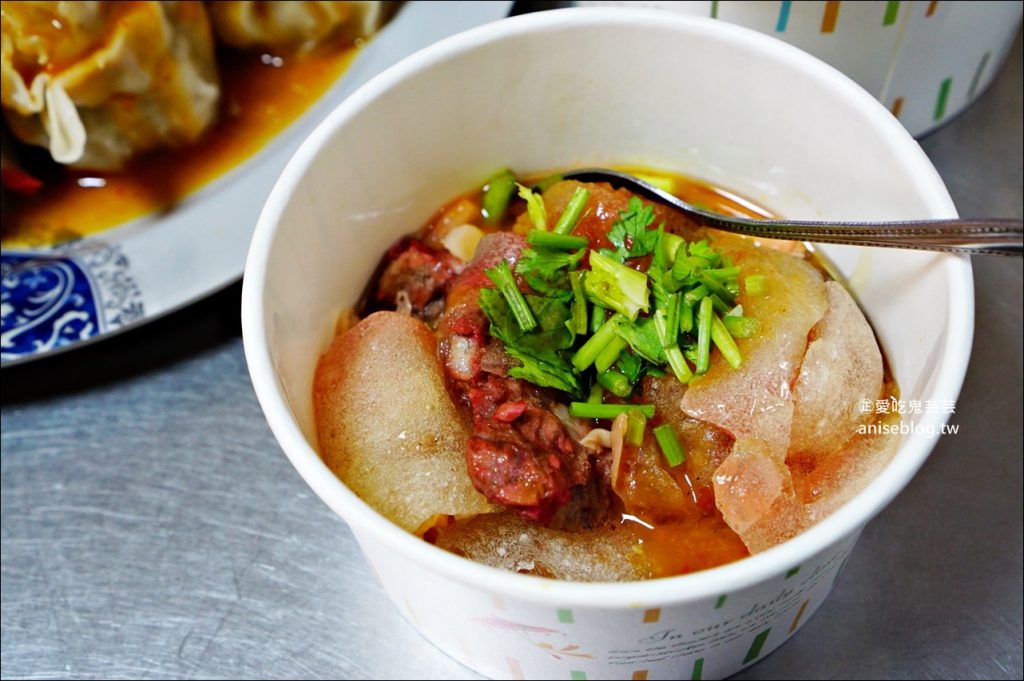 女中肉圓，在地人推薦小吃，基隆女中人的回憶，基隆美食(姊姊食記)