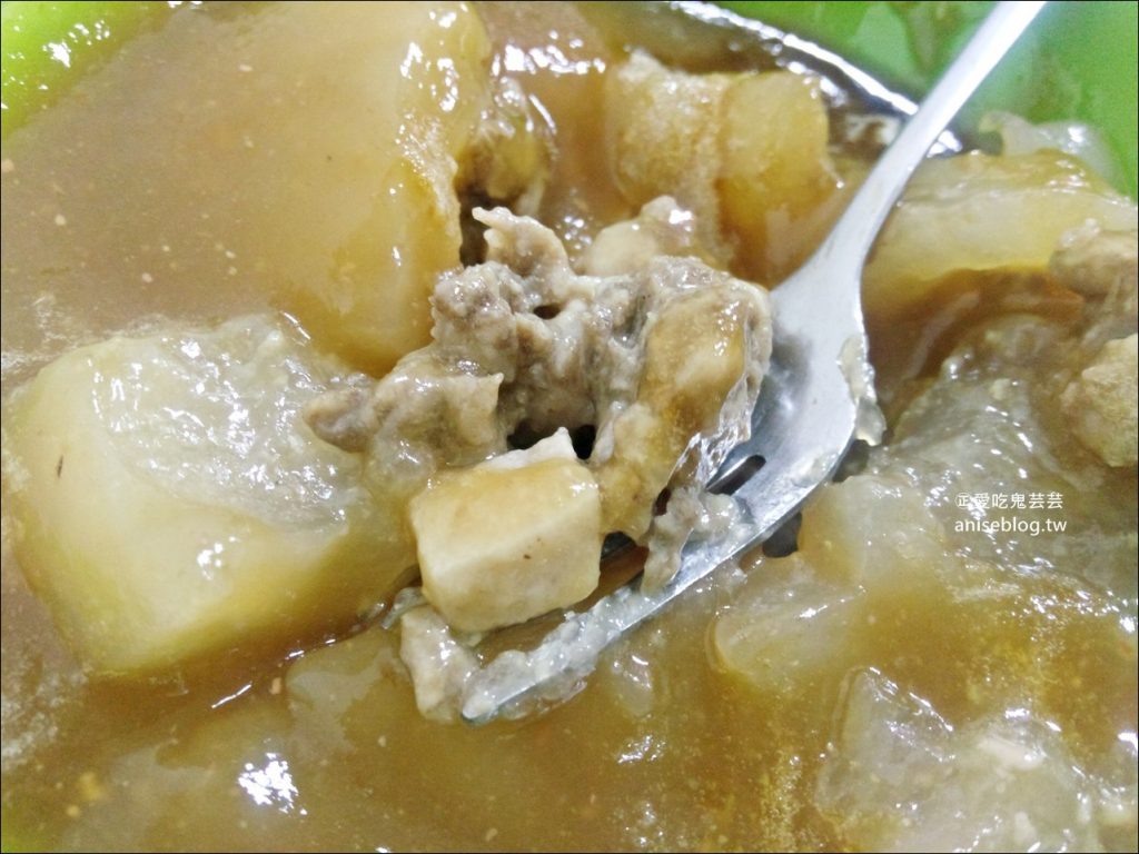 陳記肉圓油粿，大腸蚵仔麵線、四神湯，三重台北橋站在地美食小吃(姊姊食記)