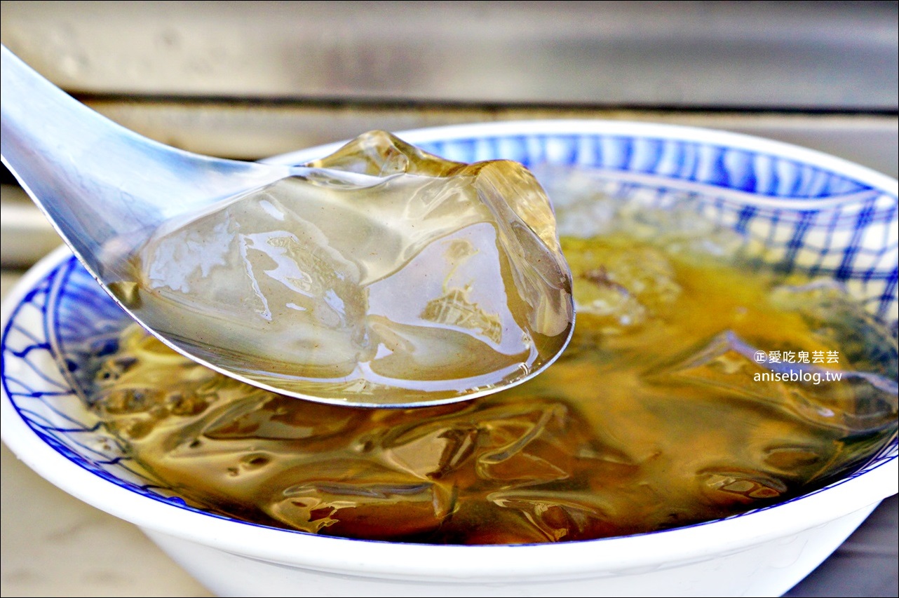 圓環阿勝愛玉冰，清涼的古早味消暑甜品，大同區寧夏夜市美食(姊姊食記) @愛吃鬼芸芸