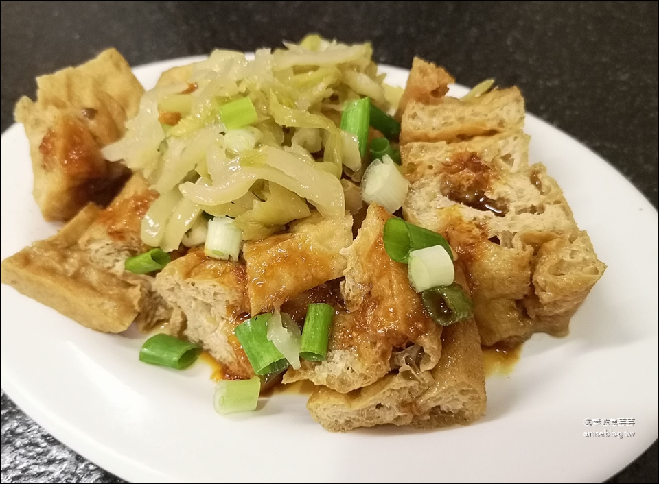 西門麵店，檸檬香氣極脆涼麵+招牌湯，消暑好滋味