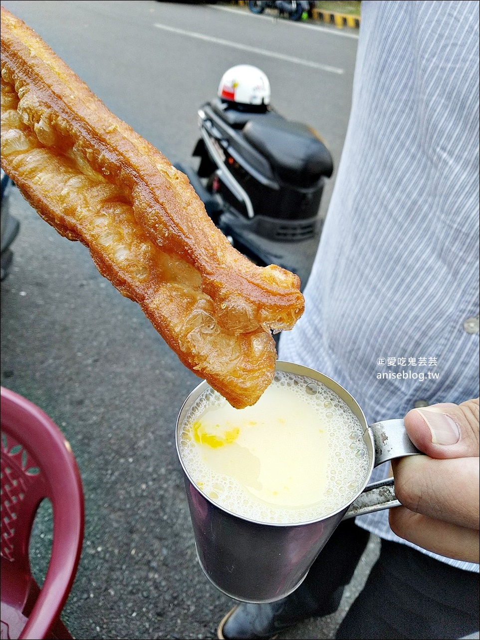 碳燒杏仁茶老店，嘉義南門圓環旁的傳統早餐好滋味，嘉義美食(姊姊食記)