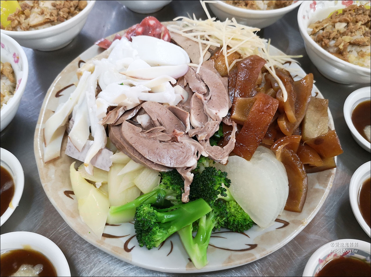 嘉義早午餐 | 朝陽街菜鴨、魯熟肉(源滷肉飯)