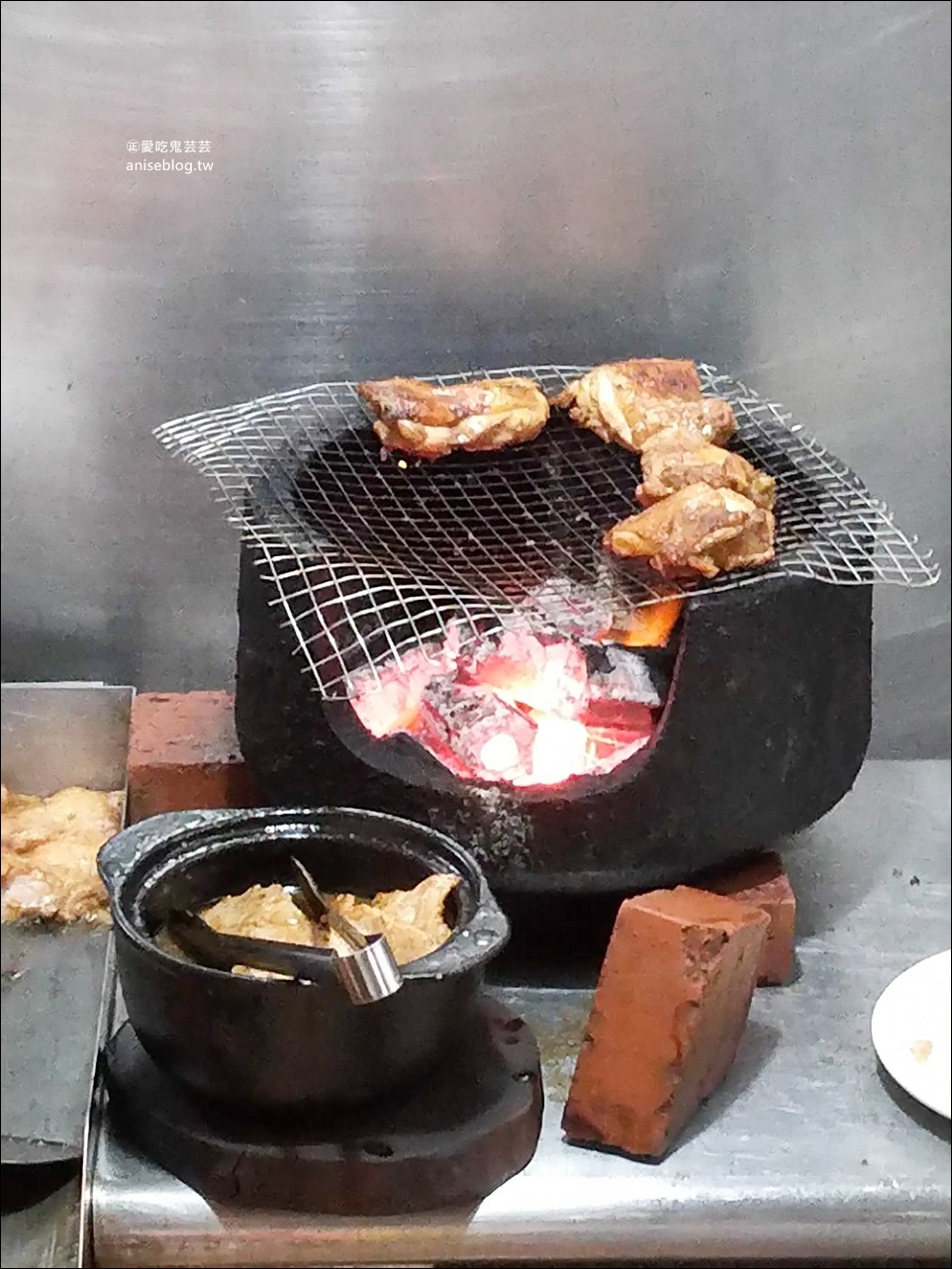 良粟商號，炭燒肉蛋吐司、厚切雞腿排，台北行天宮站美食(姊姊食記)