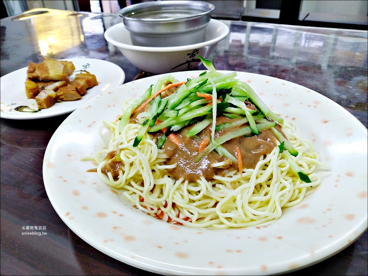 天佑傳統美食，魯肉飯、涼麵、赤肉羹，中永和在地推薦平價小吃(姊姊食記)