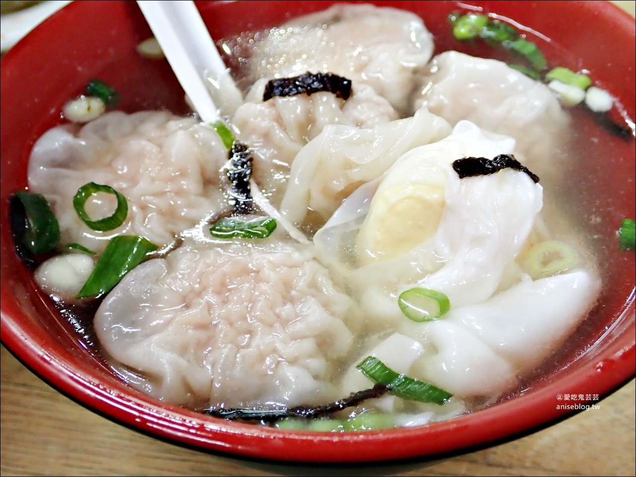 基隆陳家蔥油餅、餛飩湯，基隆在地推薦早點美食(姊姊食記)