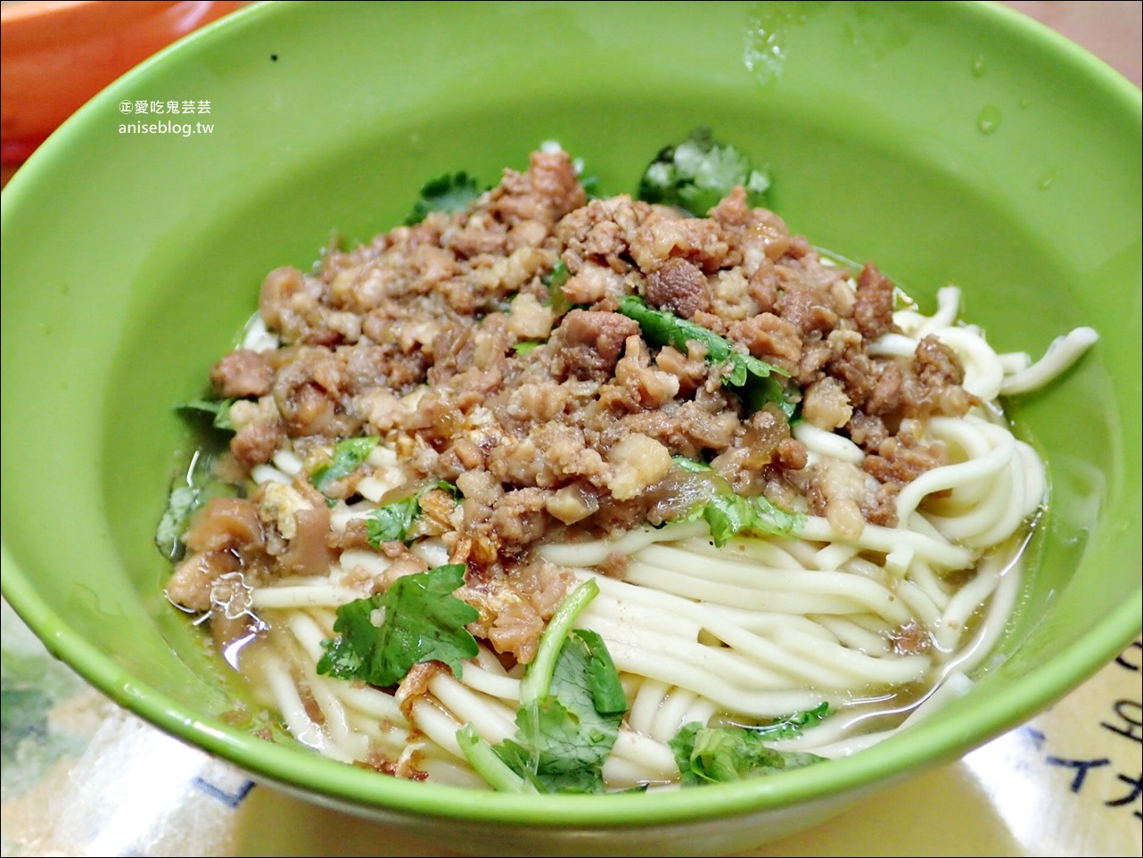 豐味肉羹，瑞芳美食廣場8號攤，非凡大探索推薦瑞芳車站美食(姊姊食記)